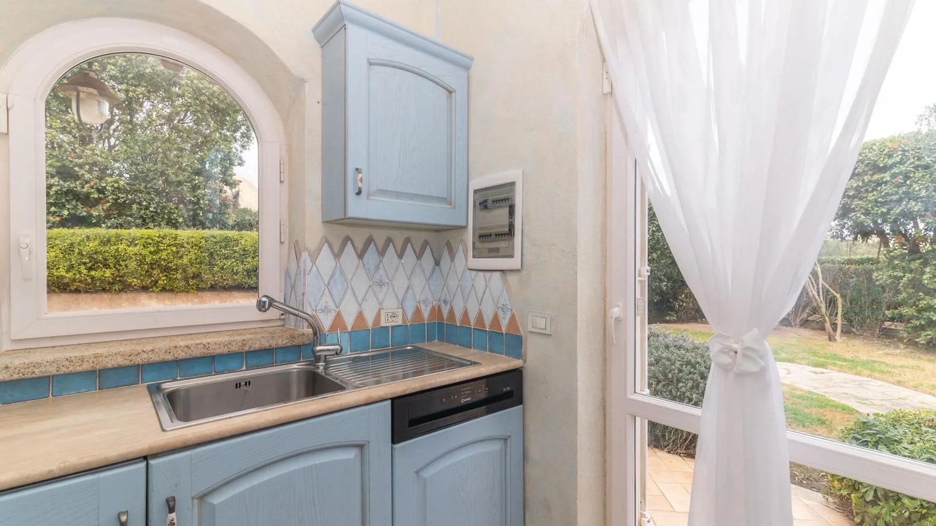 Villa Eleonora - Porto Rafael 0*,